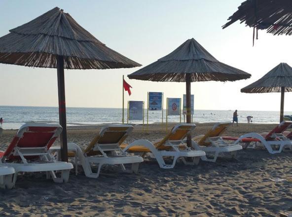 Kollari Apartments Улцинь Экстерьер фото